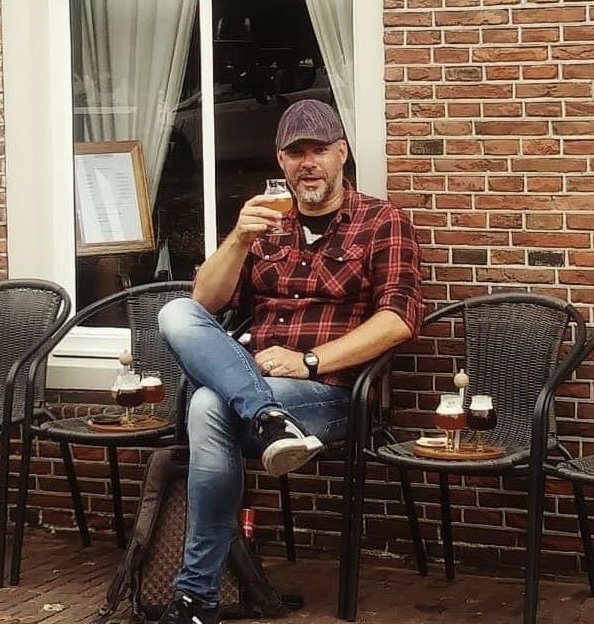 JJJ_Visser's tweet photo. Rust zacht beste #RuudBesseling...Bedankt voor de mooie verhalen en wie je was...We zullen je herinneren! https://t.co/2z012OiH1I