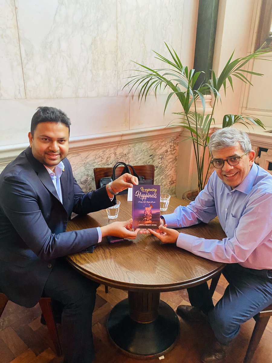 AbdulBasit4777's tweet photo. Great to meet Shai Umradia president of @cityliveryclub. We discussed future projects and opportunities on business &amp; social. I presented to him my book #ReEngineeringHappiness 

We are putting together our best efforts to make #WHD #TrilateralGlobalSummit a success. #Trade4Peace https://t.co/tmTc0XYeL7
