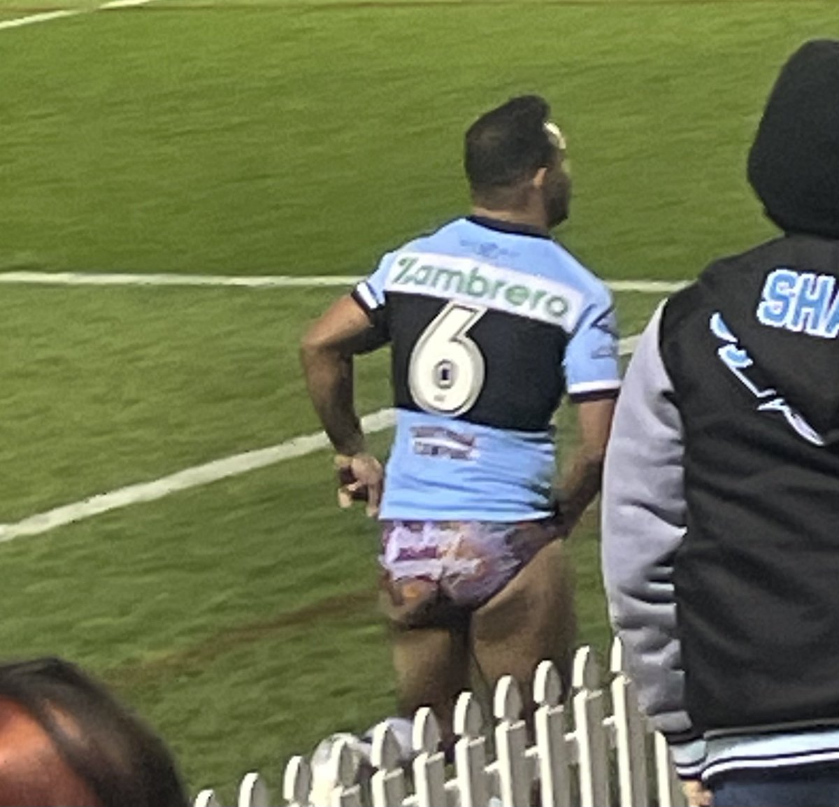 Post Cronulla Sharks vs Wests Tigers NRL game victory run @Tamworth #nrltigerssharks #NRL