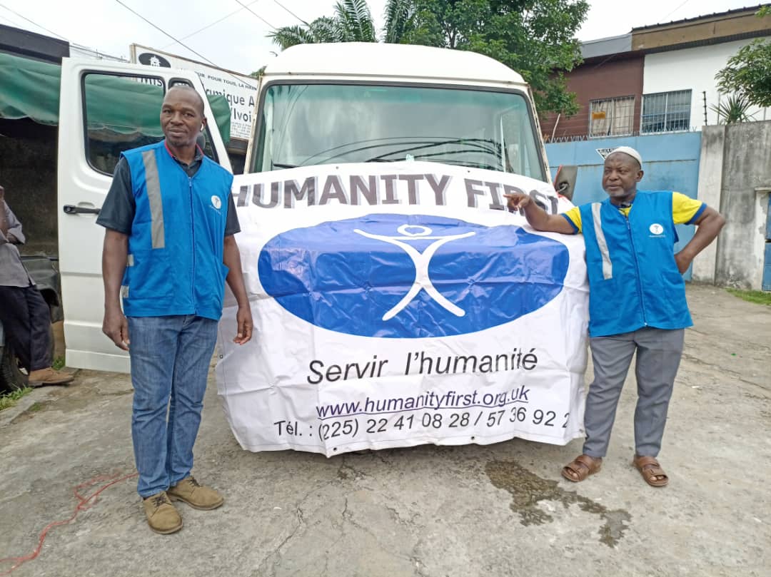 HF_cotedivoire's tweet photo. Aujourd'hui 13 août 2022,l'équipe #HumanityFirst #cotedivoire visitera les régions du #Hambol et #katiola pour une #broyeuse et une #decortiqueuse, et demain le dimanche #Mangorodougou pour un #camp_médical (à environ 500km d'Abidjan).
@HFI1995 @HumanityFirstUK @Ahmadiyya_CI https://t.co/ucyzMj3vtg
