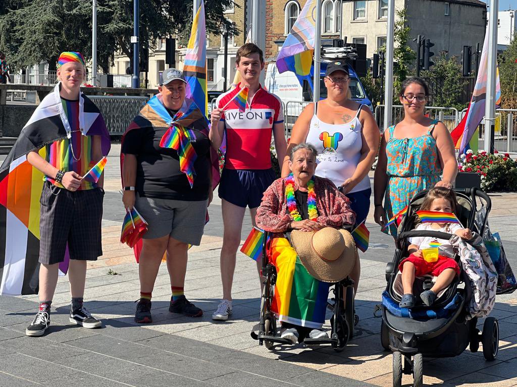 Cllr. Dakota Dibben 🇺🇦 (@dakotadibben) on Twitter photo Great to join residents at the flag raising for this year’s <a href="/GraveshamPride/">Gravesham Pride</a>! #Gravesham Great to join residents at the flag raising for this year’s <a href="/GraveshamPride/">Gravesham Pride</a>! #Gravesham