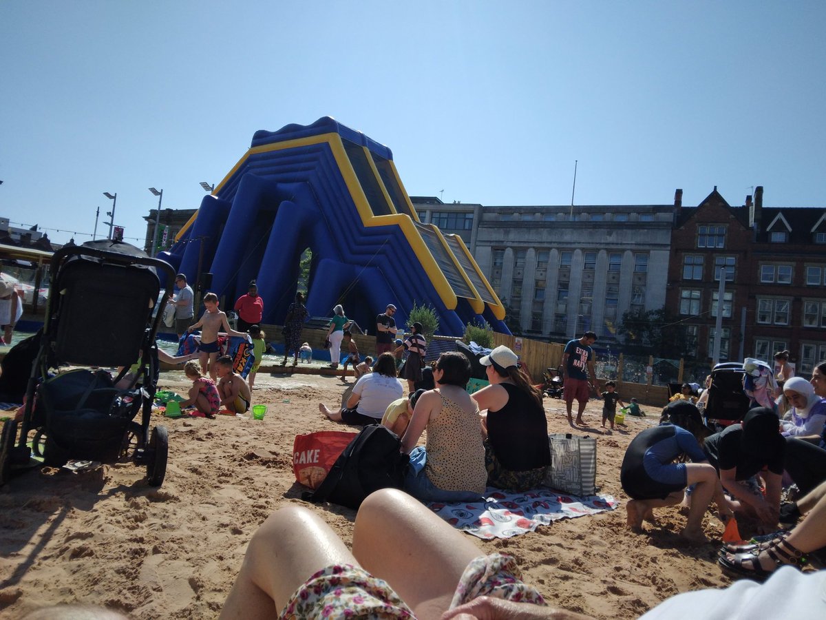 Damn, I left the shades in the car 🕶 said I'd make it to the seaside while I'm off 🤣
Not quite the coast but found a comfy deckchair in Nottingham City centre #victoriabeach #passthesuncream