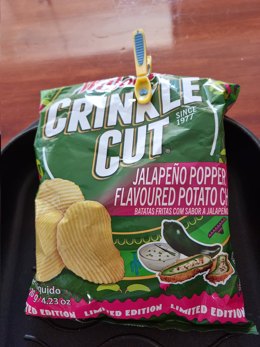 DerickBSeagers's tweet photo. @LaysSouthAfrica Seems like Willards beat you to it. Sad cause I enjoyed the Lay's Jalapeno in California https://t.co/2tqphlOGgi