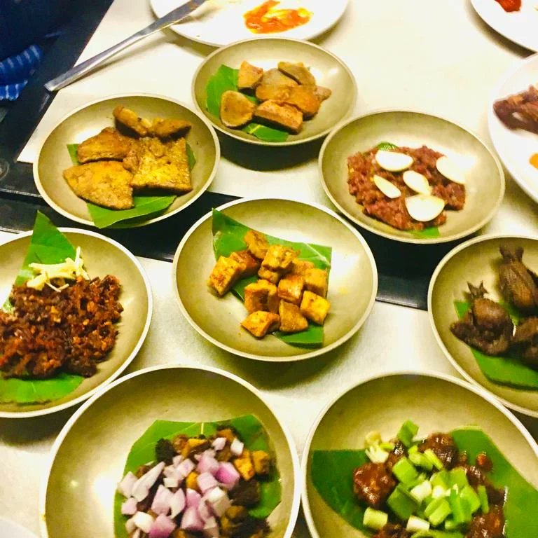 Vootoo7's tweet photo. What's your favorite amongst these? 
.
.
.
.
#newarifood #foodie #newariplatter #kathmandu #nepal #nepali #foodsofnepal #thamel https://t.co/Z3zBBRIUFo