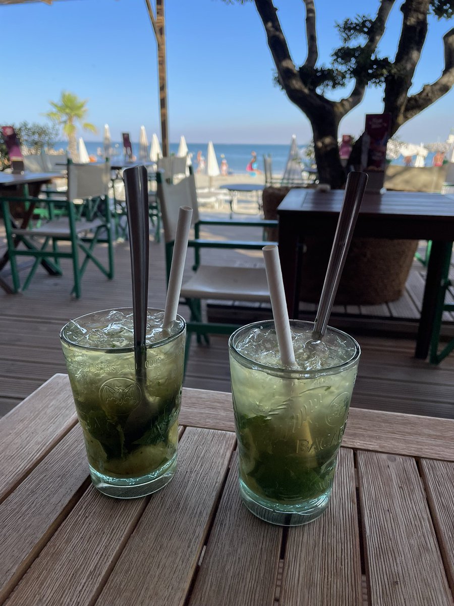 MissTravel91's tweet photo. Petite escapade à Palavas Les Flots #ondiraitlesud #summer #holidays https://t.co/QEKssIPfUz