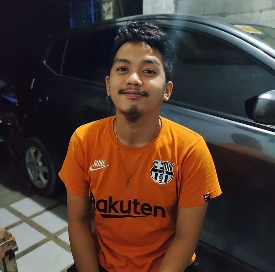 IvanScottRemeg7's tweet photo. guess what? kulang ko sa tulog😑😂 https://t.co/3rKY38Bd2o