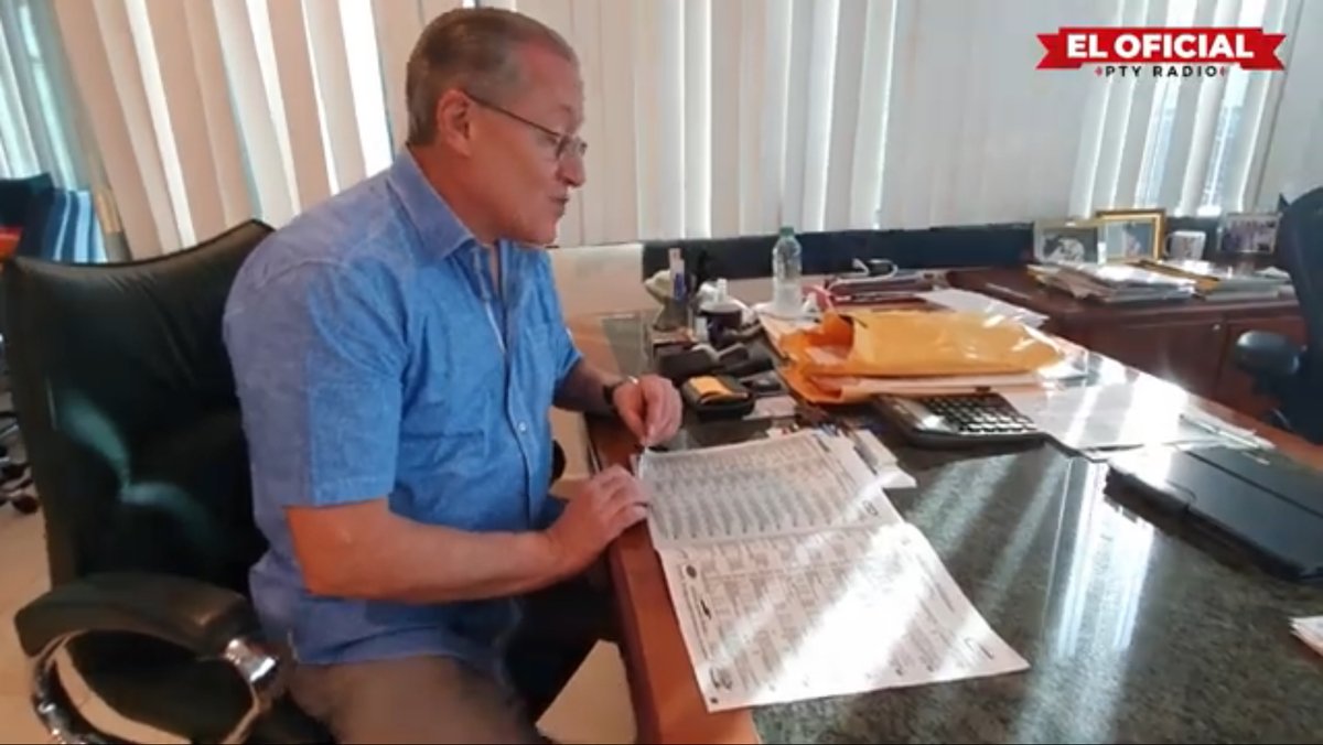 percivalprotips's tweet photo. #ENTREVISTA Eric Antonio Delvalle: "Llevo la hípica en la sangre" #hipis... https://t.co/wqSx0mh4TO via @YouTube @zonahipica @LineaDelSamurai @aldo_botello @ConfCaribe @hipicaglobal @Guaro_Hipico #hipica #Hipismo https://t.co/LgaYJ3kyFP