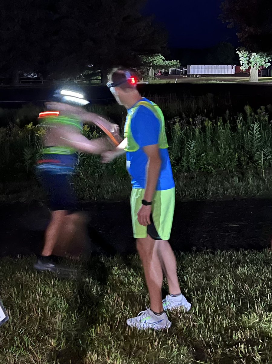 ragnarupdates's tweet photo. Phil and his typical response to โsmile for the camera,โ and Andy the blur cruising into the exchange. #RagnarMN #SuperiorRunning https://t.co/mc9LkYmRyV