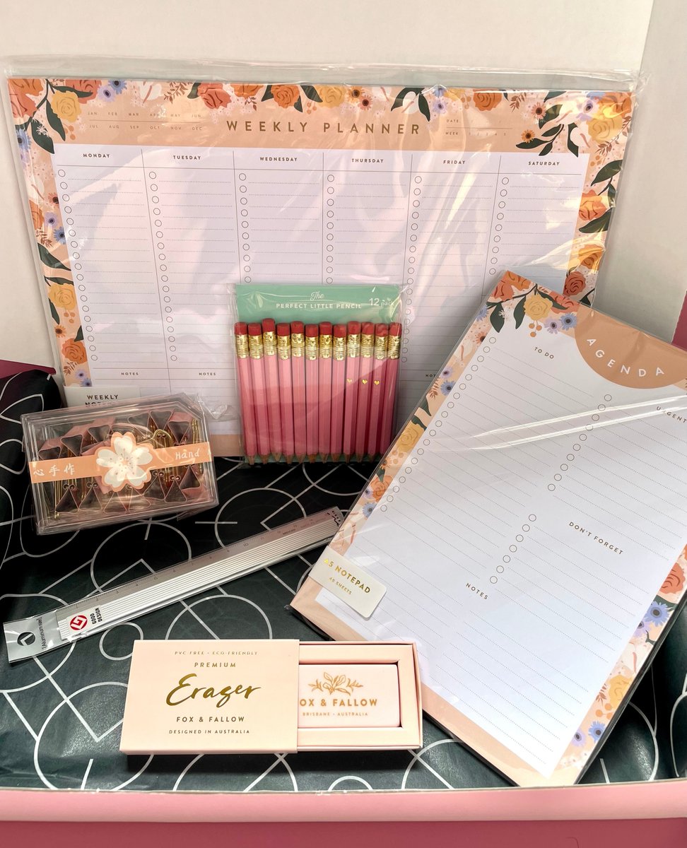 thepapercollect's tweet photo. Did you miss out on our Classic and Luxury Autumn Subscription Boxes?
As well as what you can see in these wonderful photos, our subscribers were also treated to a gift voucher to spend in store and will receive 10% off any orders they place online whilst they remain subscribed. https://t.co/1y6VrgM8h9