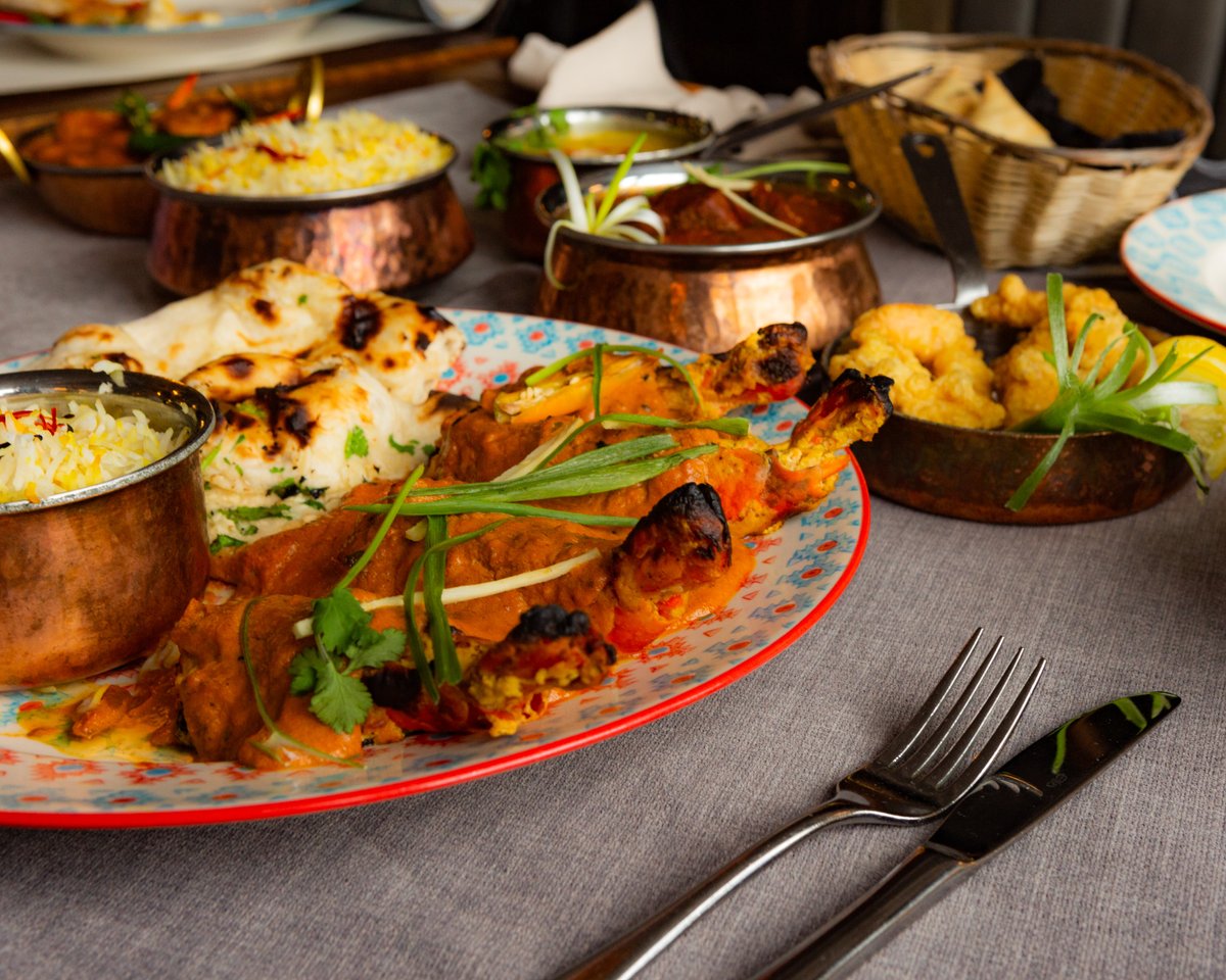 Heading over to Aldeburgh Carnival this weekend? 
Why not carry on the celebrations with dinner in Sea Spice? Book your table online today, or call us on 01728 451 800
😊