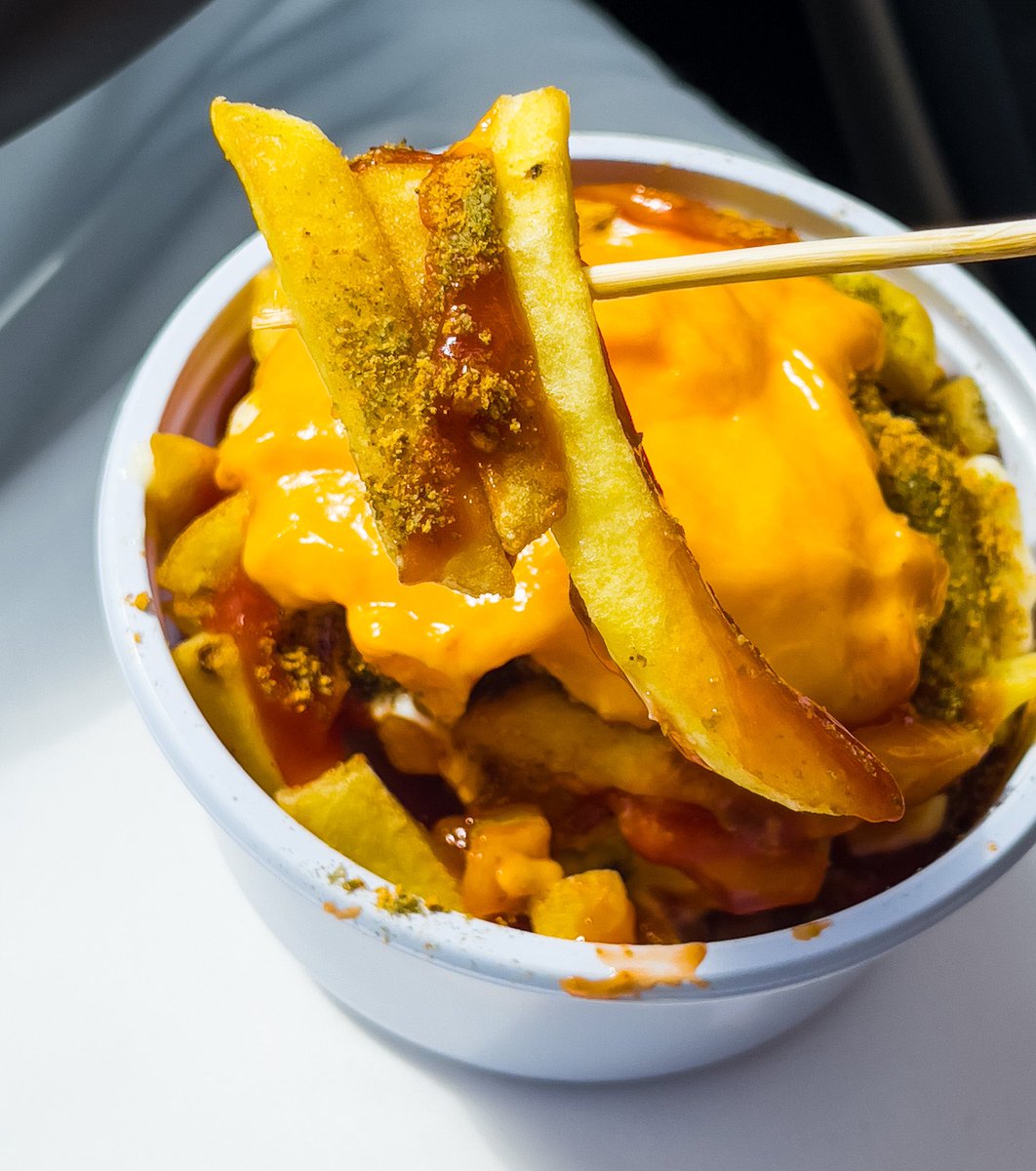 AD_D7M's tweet photo. اقدم تسالي في الرياض🍟
طلبت منهم بطاطس ،وقولوا له يضيف عليه كمون أهم شي والباقي على ذوقك 
السعر 4 ريال + الجبن ١ ريال
يفتح من٧ص-١ص
📌- تسالي لذة منون بحي المصيف https://t.co/mhQUcmcWA4