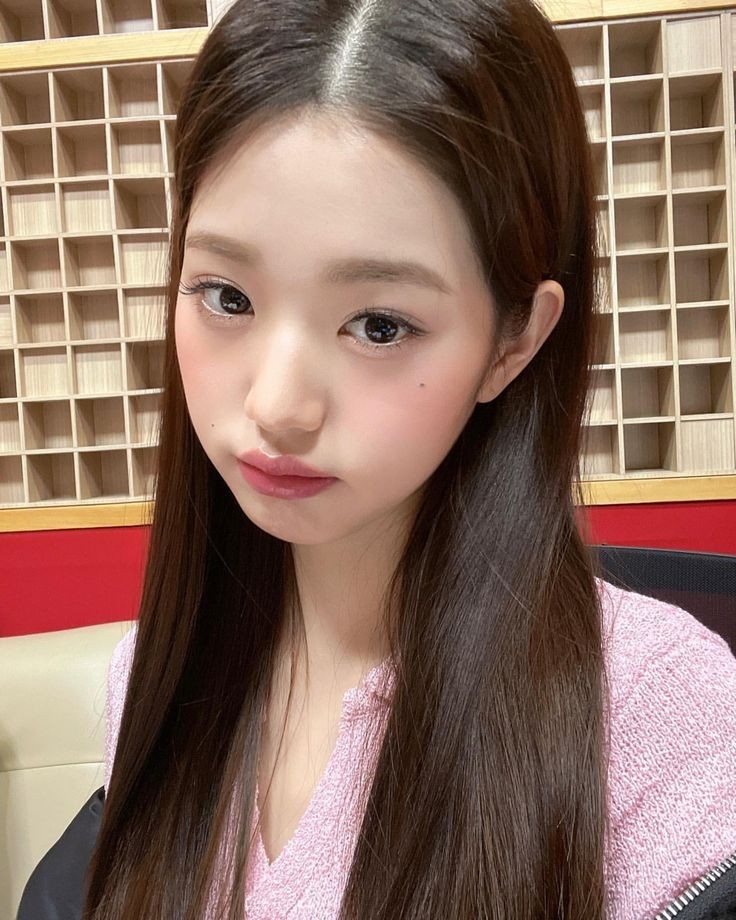 SUNYJW04's tweet photo. annyeong https://t.co/X3B1MiGhY8