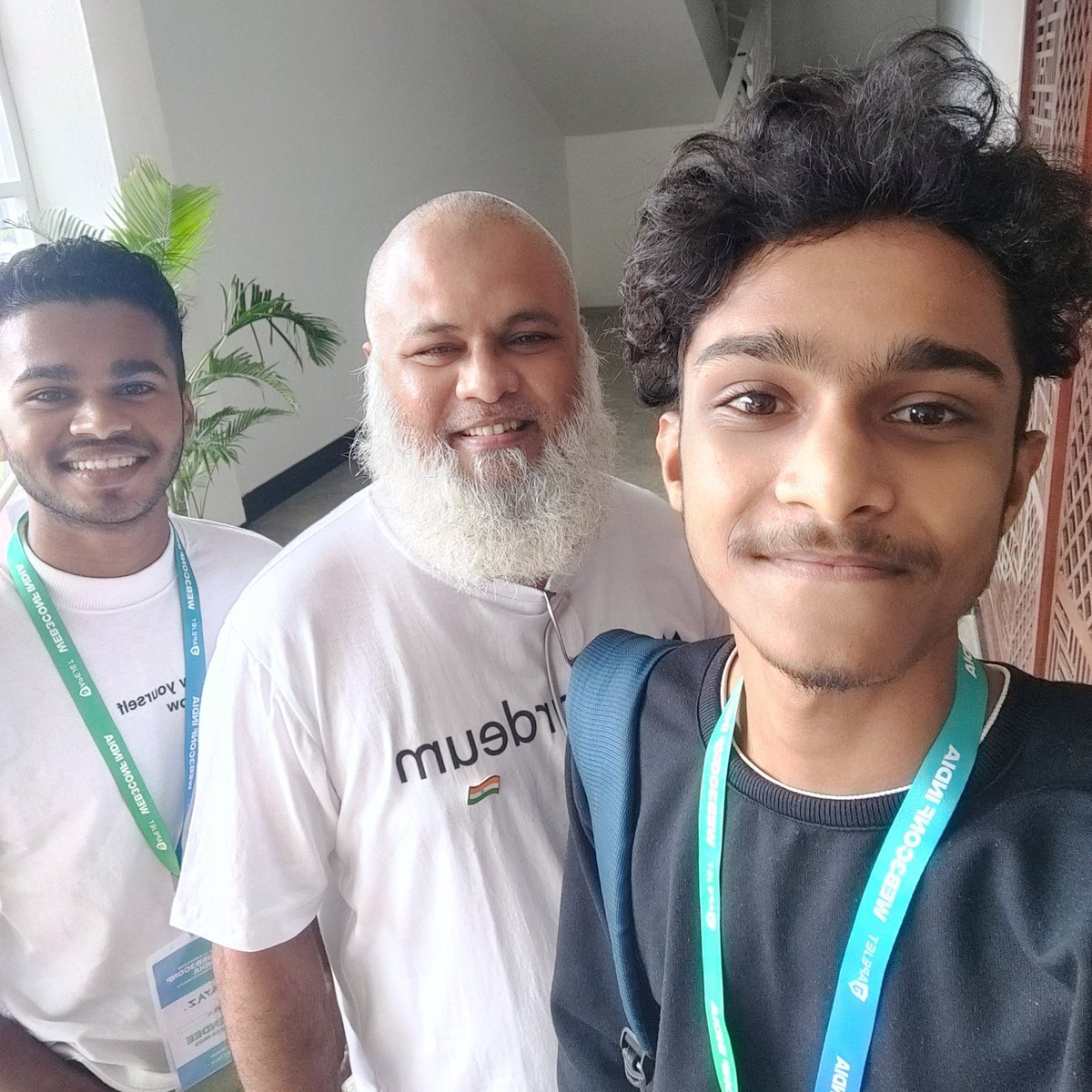 wombshell's tweet photo. Swag Of @jmohamedzahoor at @web3conf_india
#Web3ConfIndia #web3model #web3conf #shardeum #SHM https://t.co/jC86V9oP7Q