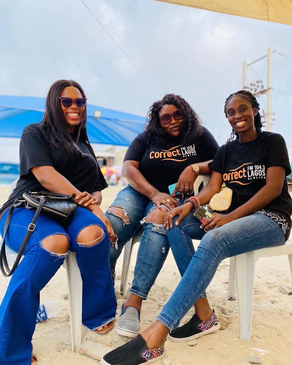 CorrectRadioTV's tweet photo. AREA CODE !!!

Dis Nah Di First Edition Of We BETA LIFE FOR CORRECT LISTENERS Wey We Kick Off With Awa Correct MADAM NO CHANGE For Chisco, Elegushi, Lagos.

Everywhere Correct Complete 💯

#correctfm 
#eko #areacode #betalifeforcorrectlisteners https://t.co/4Oth59Hyo0