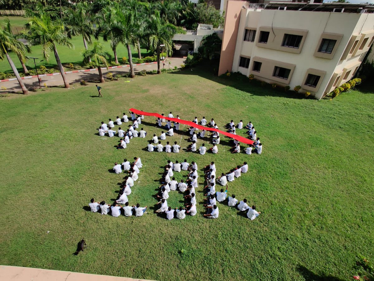 4200 में दम नहीं 18000 से कम नहीं #Increase_guj_Vet_Stipend
#guj_vet_union
<a href="/CMOGuj/">CMO Gujarat</a> <a href="/CRPaatil/">C R Paatil</a> <a href="/KanuDesai180/">Kanu Desai</a> <a href="/RaghavjiPatel/">Raghavji Patel</a> <a href="/tv9gujarati/">Tv9 Gujarati</a> <a href="/VtvGujarati/">VTV Gujarati News and Beyond</a> <a href="/GSTV/">GSTV</a> <a href="/Dr_jAA8/">Veterinary Doctors Union</a> pic.x.com/AjUkceplEh