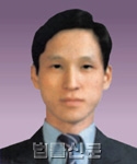 tilted_scale's tweet photo. 차례대로 진현민 부장판사, 김길량 판사, 김형진 판사

진현민, 김길량, 김형진은 성범죄 판결을 내릴 자격이 없다. 이들에게 성범죄 재판권��� 박탈하라. #진현민판사 #김길량판사 #김형진판사 https://t.co/A9duSHJxZa