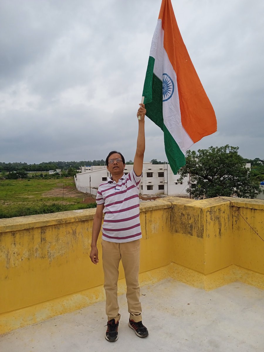 jdhirendra10's tweet photo. BHARAT MATA KI JAI https://t.co/XXvwVXcorD