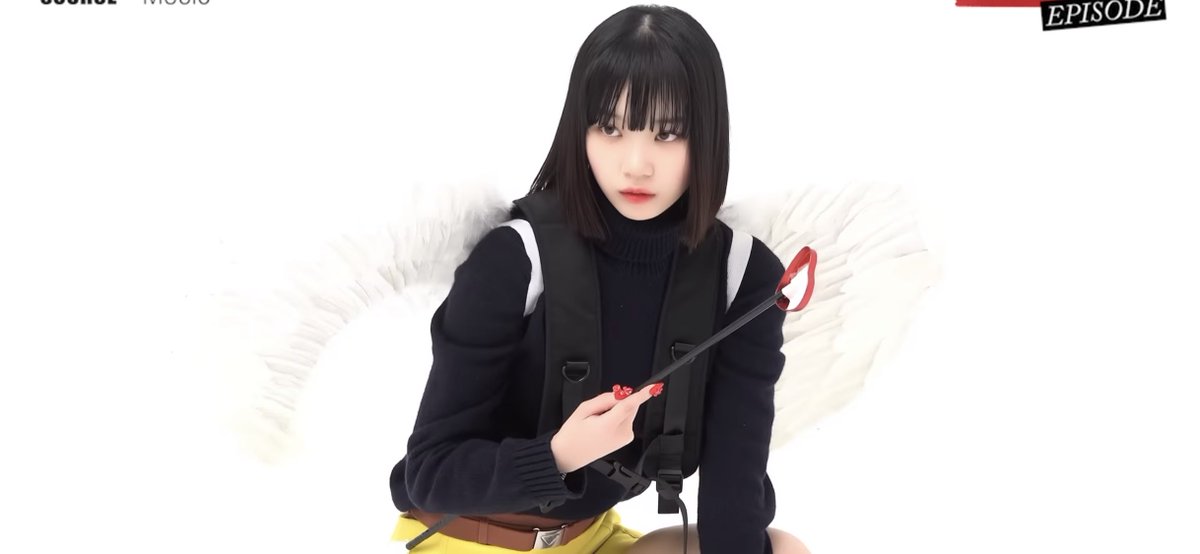 CHAEWON in DAZED photoshoot sketch