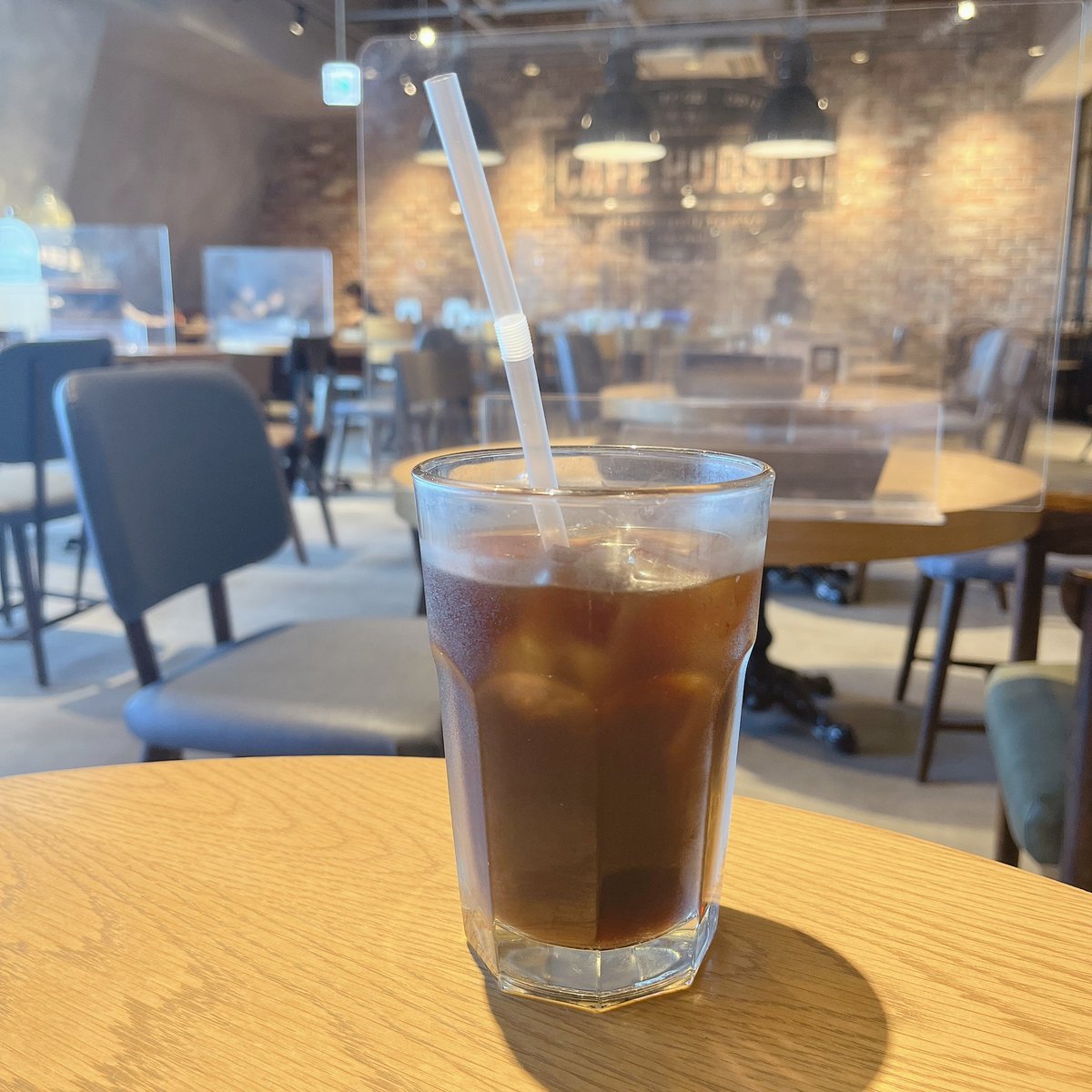 asm_pancake's tweet photo. 新宿ミロードにあるカフェハドソンさんの白桃×マスカルポーネチーズパンケーキが最高すぎた🤦🏻‍♀️🤍
⁡
リコッタチーズが入ったふんわりしっとり生地も安���の美味しさ🥺🥺
⁡
Wi-Fiもあるし、電源席もあるし
駅直結なのでめちゃくちゃおすすめのカフェ🥳

※こちらの桃のパンケーキは9月下旬まで🍑 https://t.co/3UnAI0djUl