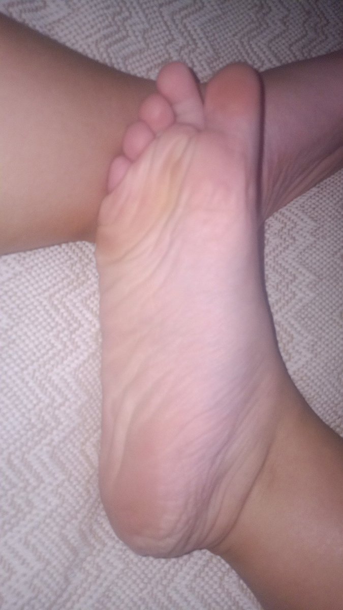 kitty_ttoes7's tweet photo. @thedetfootlover 🥰 https://t.co/CZvudPldXK