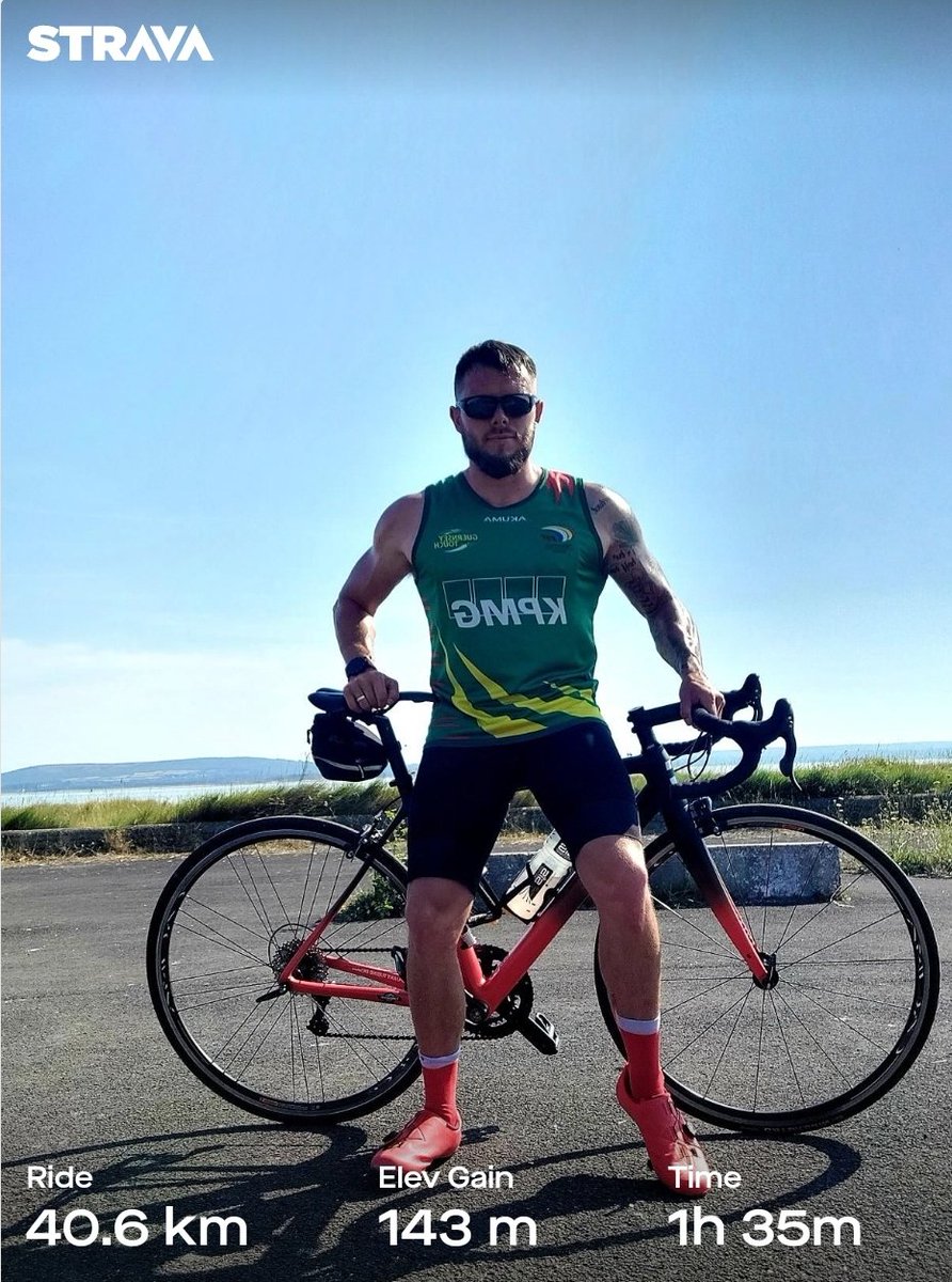 danley86's tweet photo. Quick blast to Bury Port this morning before the sun got too hot #cycling #Abertawe #BuryPort
π΄π΄σ §σ ’σ ·σ ¬σ ³σ Ώπ₯΅ https://t.co/avM53BqX42