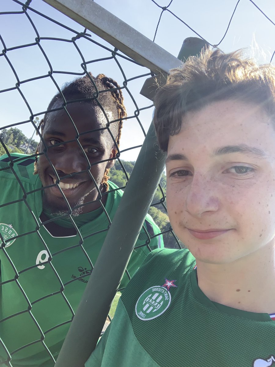 Simon.cbt tweet media