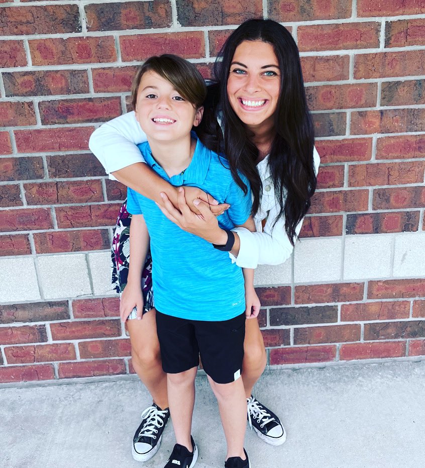 MsSchwartzman's tweet photo. I hope everyone had a great first week of school! I loved being able to see all of my previous students back on campus and hear all about there summers 🥰 https://t.co/Bvdse1CXgC