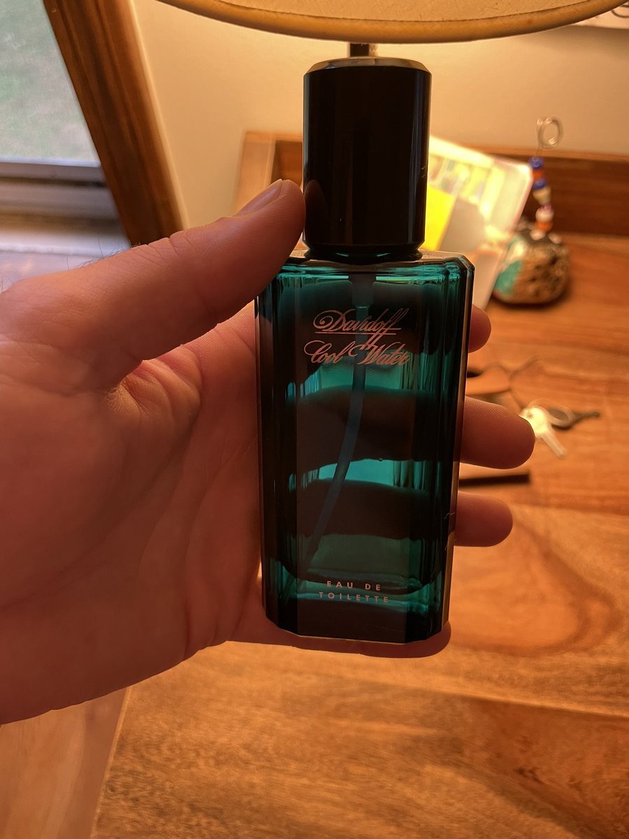MatthewLyons04's tweet photo. @CrazyRalph1980 just dusted this off from '98...still a few squirts left!!! https://t.co/nLj9eNGbaa