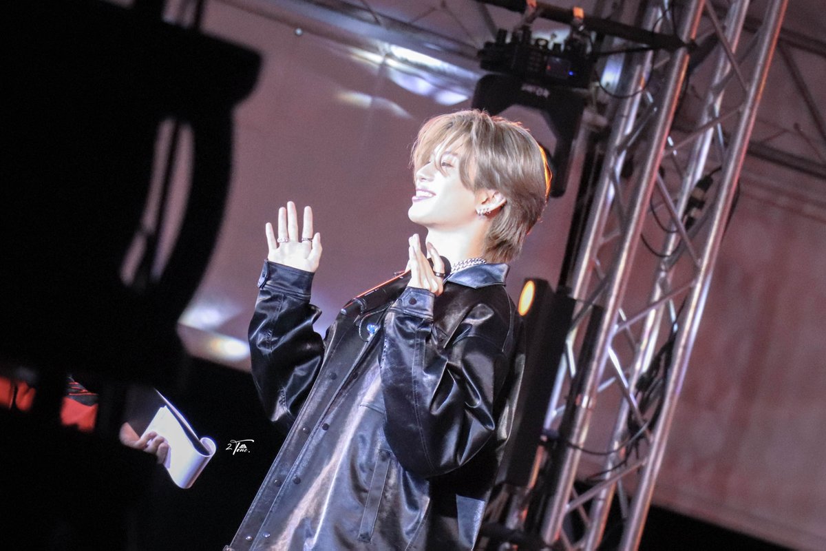 2TONE__tt's tweet photo. DEBUT (8)
#TYTANDebutShowCase 
#TYTAN 
#411ent #411Music

#2TONE__tt https://t.co/B7zhjMS7bo
