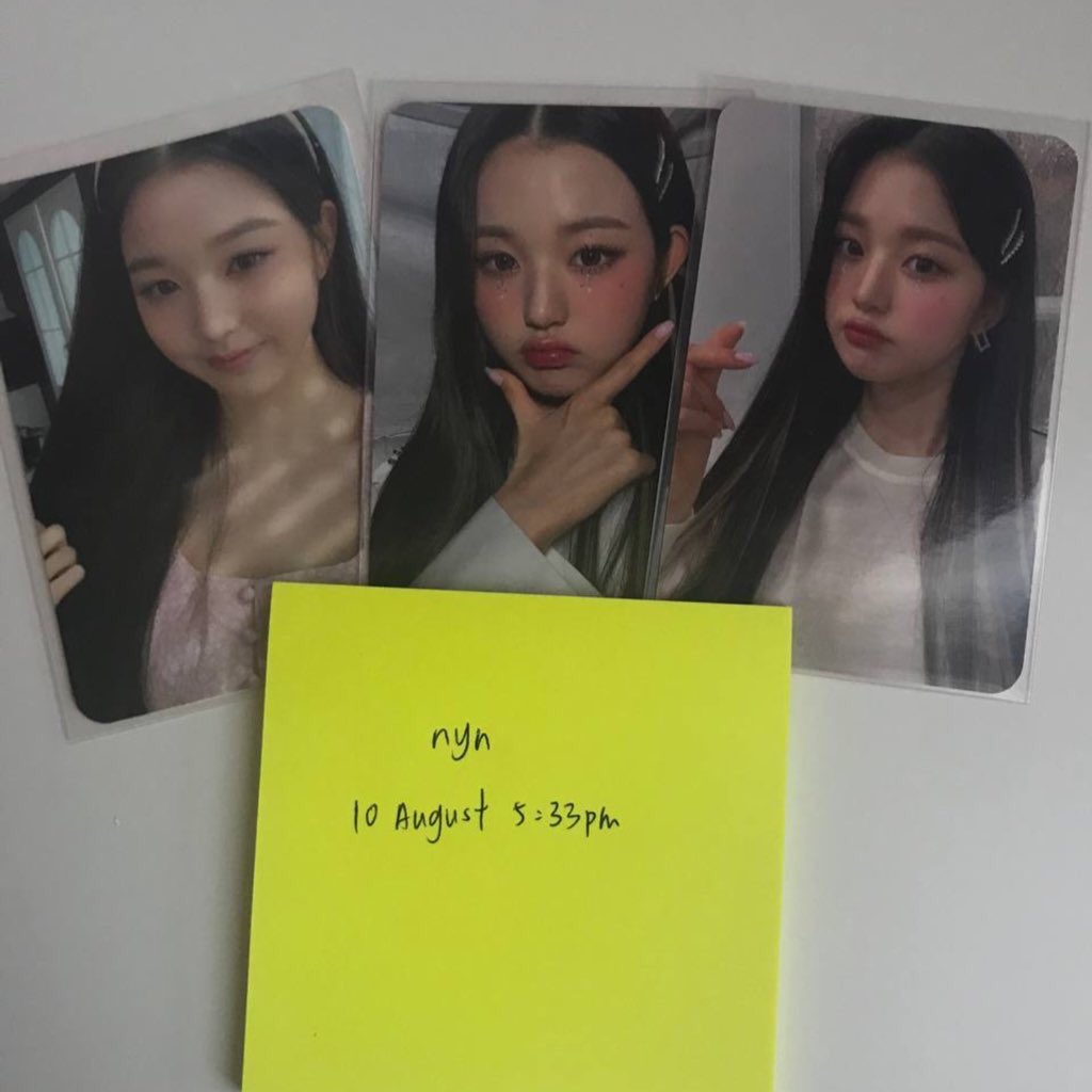 simj6ng's tweet photo. wts lfb ph 
⭐️ from sg  

  ❔wonyoung pcs  
   ( ₱380 ea + isf ) prio taking more 

🍰 reply to claim 

⦙ dicon oneiric diary pistol fingerheart fh https://t.co/kbOOcsDIGX