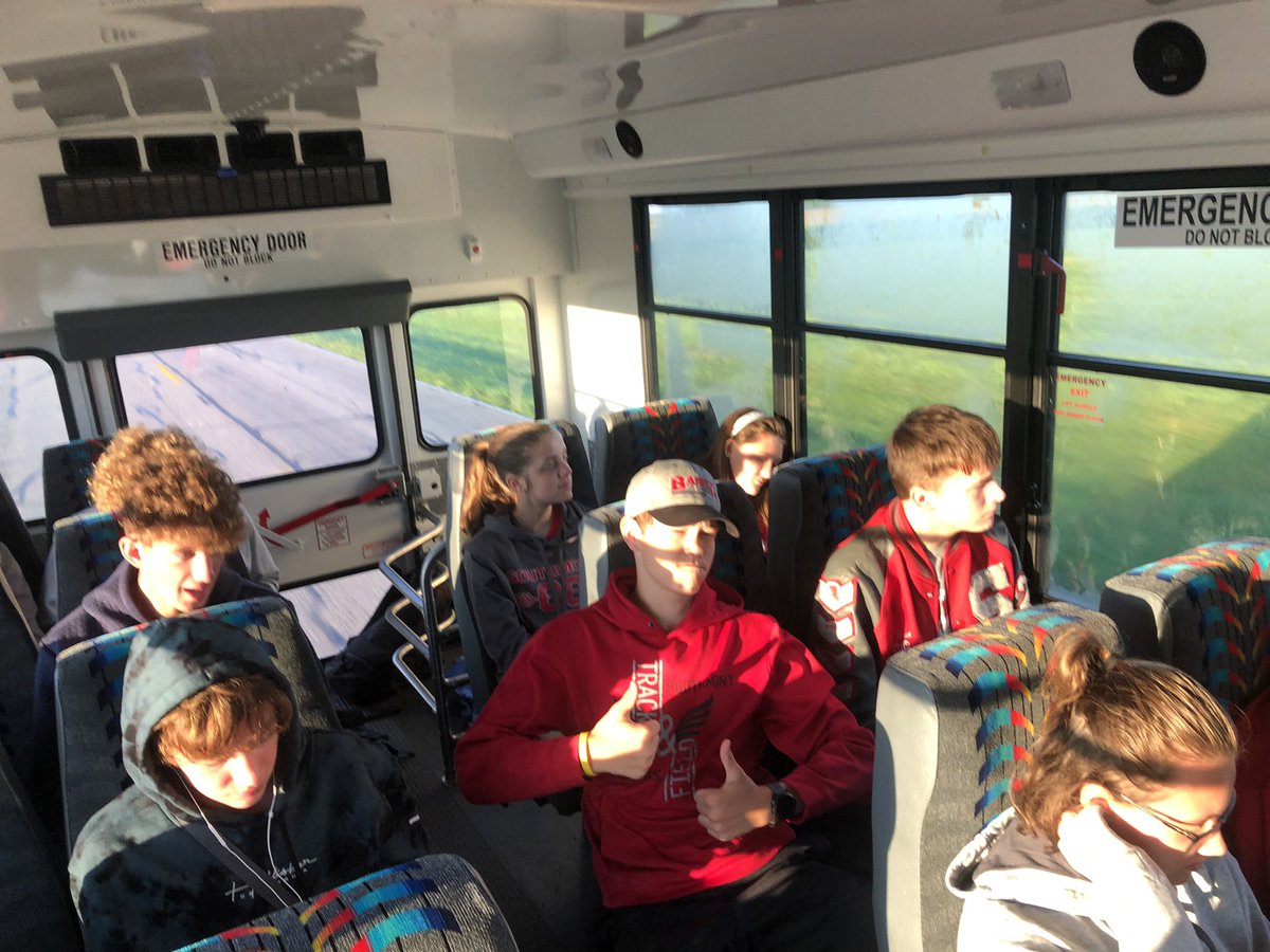 mountietrackxc's tweet photo. On our way to our 1st meet of the season. https://t.co/E6uk34ppLC