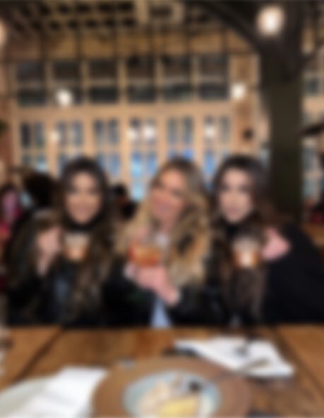 cfdalais's tweet photo. “Togethinhas Forever 💞”

📸 Laís Caldas atualizou seu feed do Instagram. Já foram lá curtir, comentar e salvar?! https://t.co/iEMtKj6tdg