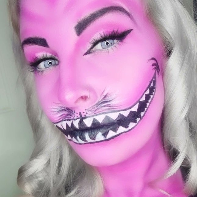 eyesbynee's tweet photo. Sorry if I give anyone the creeps 🤣 This was fun though :) 

#cheshirecat #aliceinwonderland  #jeffreestarcosmetics #jawbreakerpalette #jamescharles #makeupartist https://t.co/EAoSlHgLry