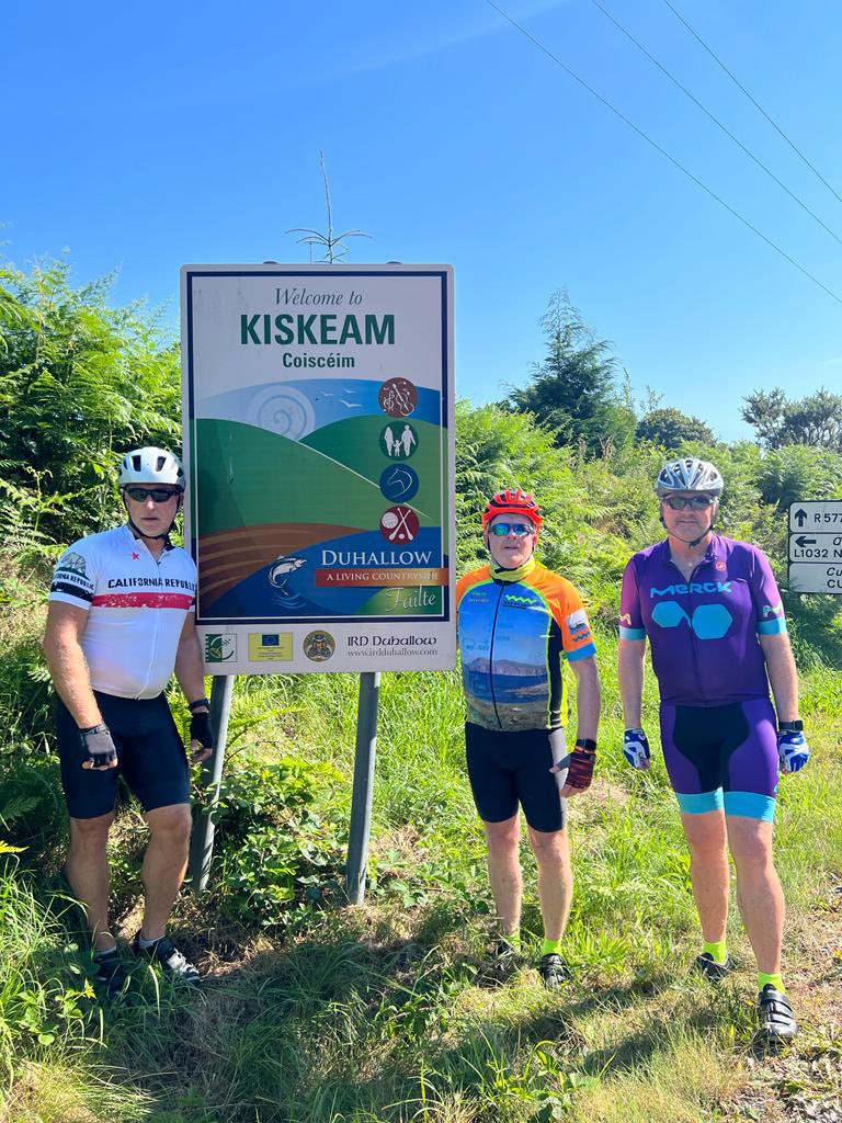 MickCroninFund's tweet photo. The Trench Park Cyclists are making serious headway on their 137km @GaaBishopstown to Castlegregory trip for Mick 💪

A great photo of them outside Mick’s home place, the mighty Kiskeam @KiskeamGAA 

Keep it going! https://t.co/aeZjdXe7eZ