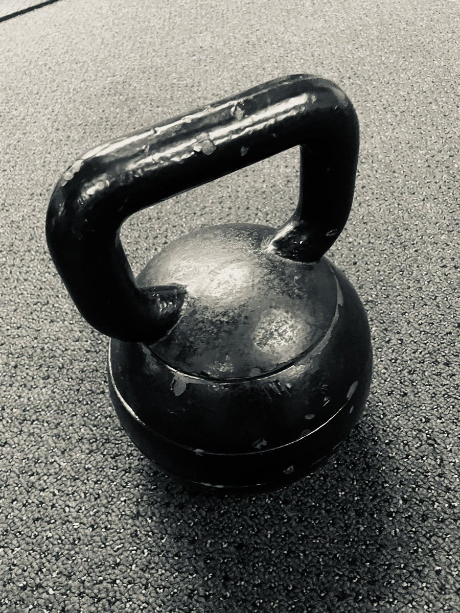 cjgent86's tweet photo. Supplies. LFG. #0445club #DisciplineEqualsFreedom #kettlebell #kettlehell https://t.co/ZuXK6nkPoX