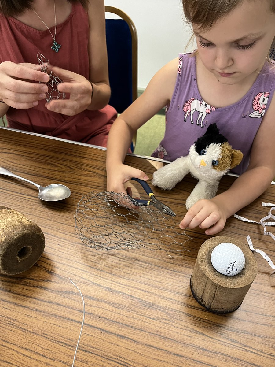 fionasculpture's tweet photo. Swan making workshop in progress at @wellsmuseum based on the swans of #wells. Come &amp; have a go -drop-in ‘til 3pm 
#sculpture #familyfun #freeartworkshop https://t.co/mg8WGisW1s