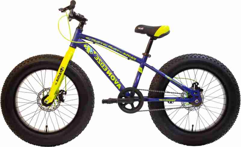 Trwcycles's tweet photo. Edze Kids Fat Bike. 

Age Bar ( 6 _ 12 Years
Double Disk 
Single Speed
Size : 20T
Water Bottle
Tyre Size 20 × 4.0

#fatbike #kids #fat #bike #mtb #trwcycles #trw_cycles #therealworldcycles #kashmircycles #kashmirfatbikes #kashmir https://t.co/LM9CZVs9Cw