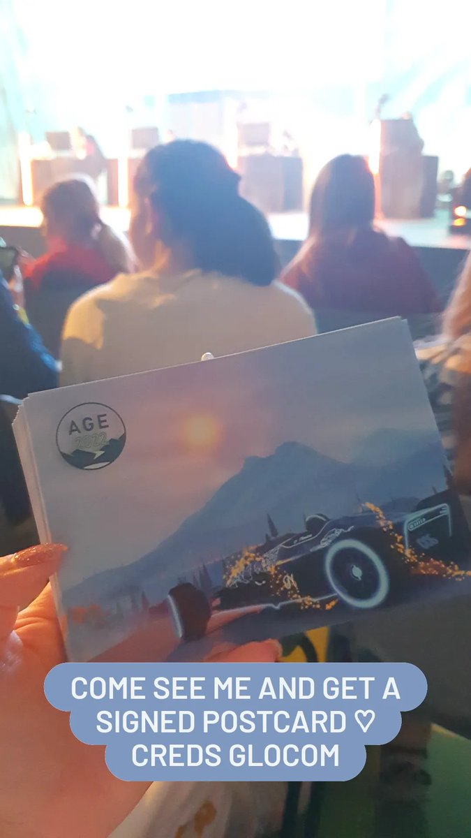 Ninadore tweet media