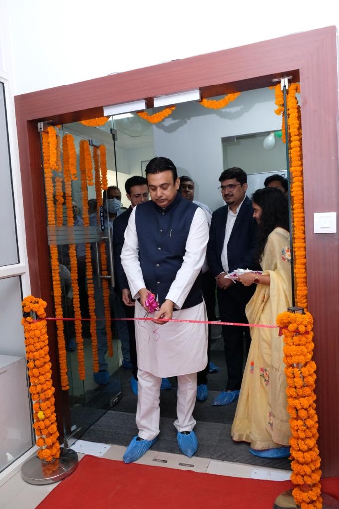 syedzafarBJP's tweet photo. Genetic sequencing is vital to deal with rare disease but affordability ws a big concern.Redcliffe Labs deserved 2b complimented 4 the launch of high-tech Genetics Lab in Noida. Ths wl benefit mio of people at an aff’ble price. Govt may consider und Ayushman bh ⁦@PMOIndia⁩ https://t.co/eLYhUbgjMB