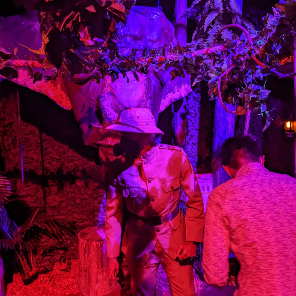 PandaTVoce's tweet photo. Checking out @andsoforthsg #andsoforthsg #andsoforth heaps of videos and pictures to come super fun so far!! https://t.co/ZmPI1kVvoQ