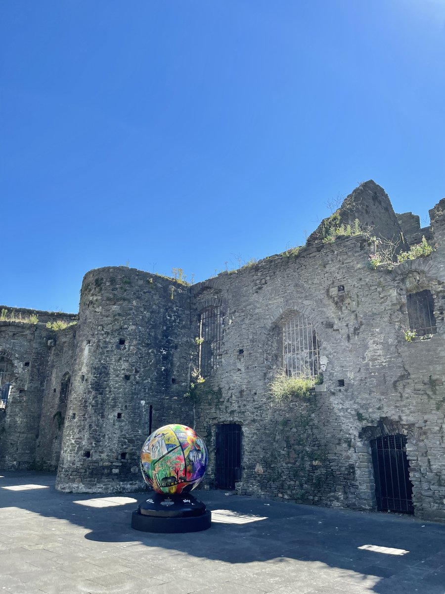 Swansea has been chosen as the host city for the brilliant, inspiring and educational <a href="/TWR__org/">The World Reimagined</a> 

Come to the city today and tag us in your photos with the globes! 🌏 

Find out more here: swansea.gov.uk/GlobesInstalled