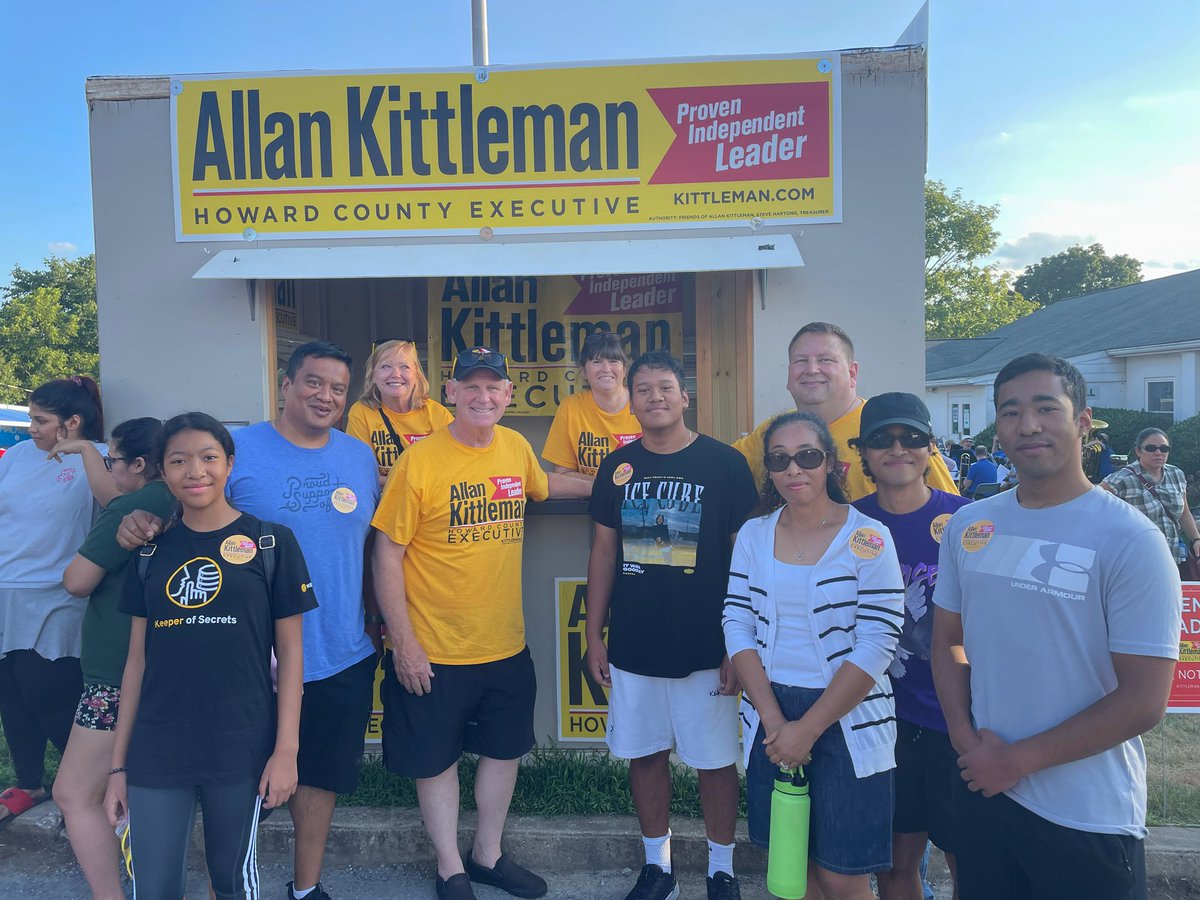 AKittleman's tweet photo. I really enjoyed seeing more members of the growing Kittleman Team, and joining @HCDFRS Chief Winston in the Dunk Booth to support @3HoseAndHatchet on Thursday night at the Howard County Fair. Great to see such an awesome turnout! https://t.co/0maW4IdB2S