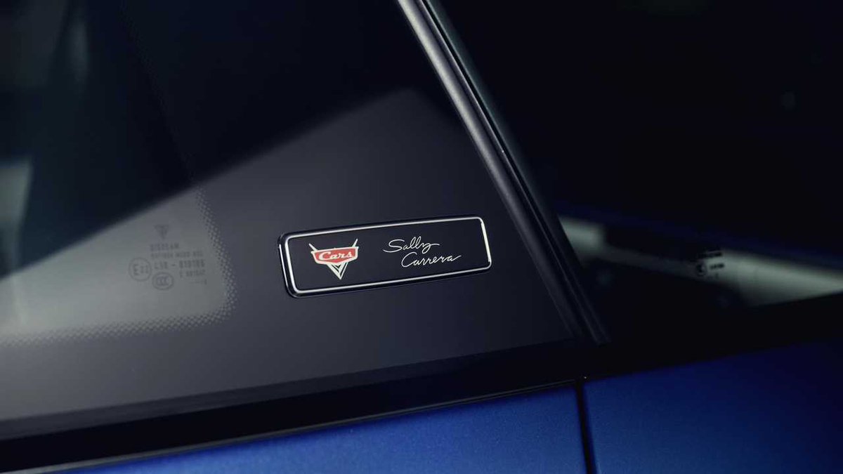 FormulaTurkiye's tweet photo. Porsche ve Pixar, 'Arabalar' filminin sevilen karakteri Sally'nin gerçeğini üretti!

Sadece 1 adet üretilen Porsche 911 Sally Special, 20 Ağustos'taki bir açık artırma etkinliğinde satılacak ve tüm geliri yardım kuruluşlarına bağışlanacak. https://t.co/58PYL4MVfS