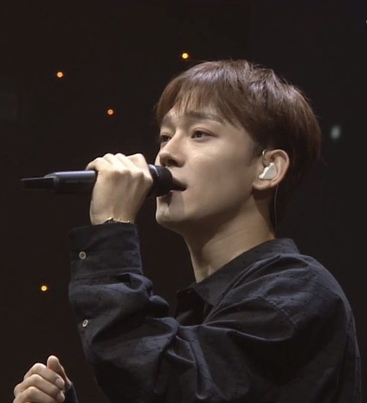 Aslshrvhoning's tweet photo. گایز تا آخر ماه صفر وضعیت همینه.
@weareoneEXO #CHEN #SUHO https://t.co/xwUljRAYbT