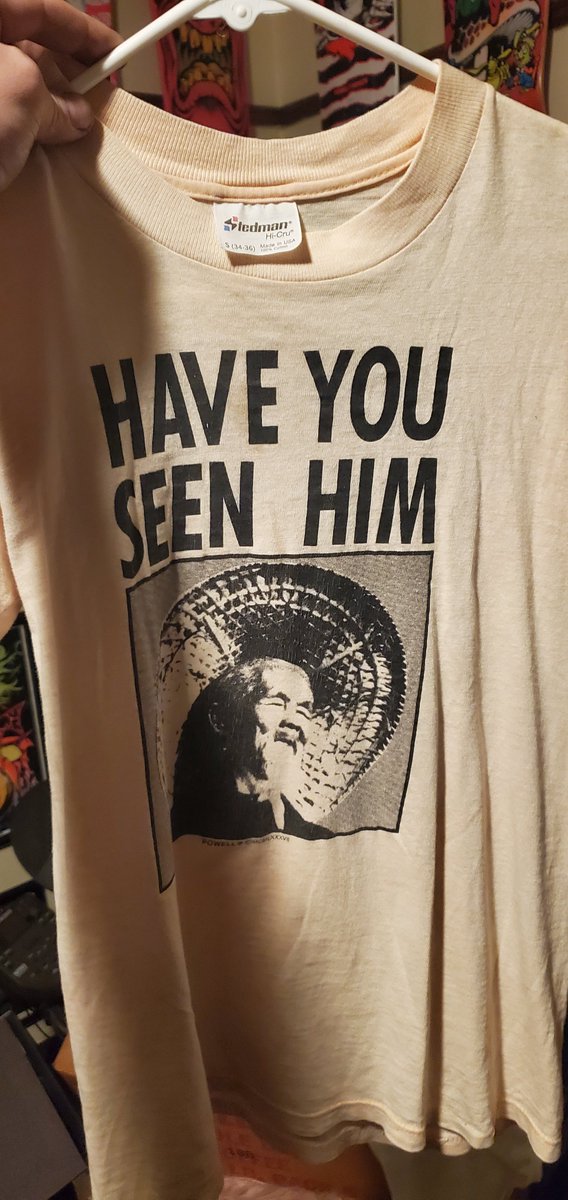 SMUTBAGS's tweet photo. @PowellPeralta Found this at a Goodwill in Portland that sells by weight out of bins. Came out to about 25 cents. For those who don't know its an original. All the vulture resellers knew what it was even though they don't skate and we're all asking to see it. https://t.co/TfaUQwggPZ