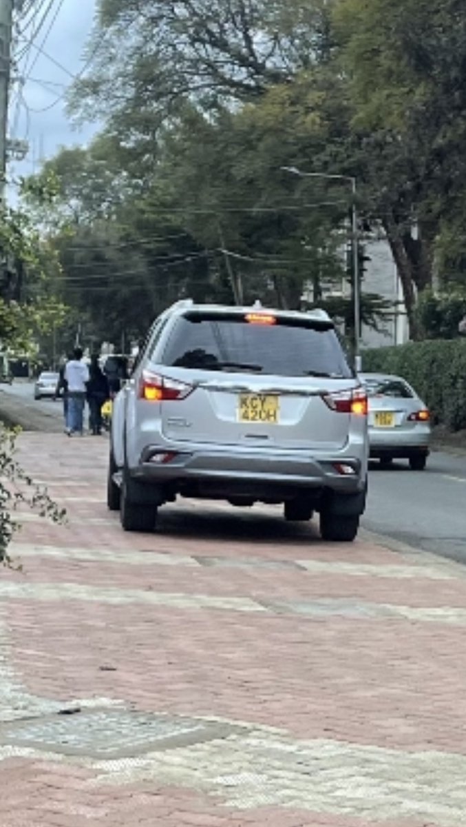 kipmurkomen's tweet photo. Mr. Kinoti the @DCI_Kenya your officers allegedly from Kilimani Police station were here at our Party Headquarters and attempted  to kidnap our Chief agent Prof. Kithure Kindiki. Stop the gimmicks. Time is over! https://t.co/U8fcrOrvfI