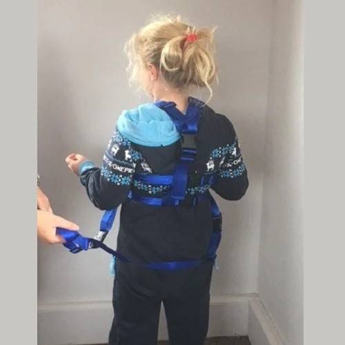 Fledglings's tweet photo. A holiday tip for parents of children who like to run off with little sense of danger: invest in these walking reins! We sell them on their own, attached to adorable backpacks, or stronger reins with a chest pad and waist belt for extra safety 👉 https://t.co/hN8wU9ELBL https://t.co/4gEZJmCkRV