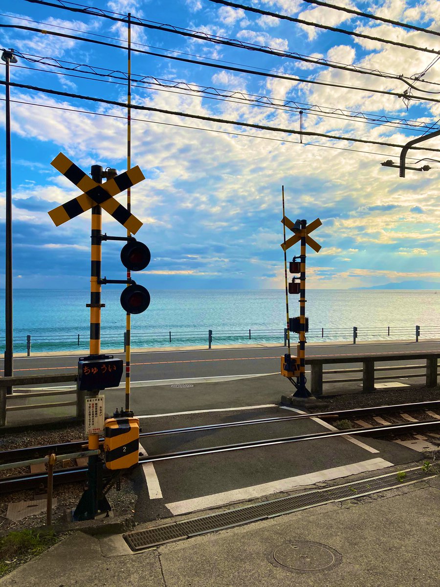 #車両の写ってない鉄道写真を貼ろう