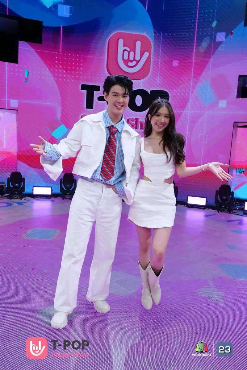 StageTpop's tweet photo. #TpopStageShowEP50 ส่ง 2 พิธีกร 'จูน ธีรตี' #JuneTeeratee  และ 'เซ้น ศุภพงษ์' #Saint_sup มารายงานตัวกับแฟนๆ ห้ามพลาดคืนนี้ แล้วมาสนุกไปพร้อมกัน

🚩 #TPOPSTAGESHOW 
วันเสาร์ที่ 13 ส.ค. เวลา 21.30 น.
ทางช่องเวิร์คพอยท์ 23  
#Workpoint23 #Workpoint https://t.co/TdlXWNgaNT