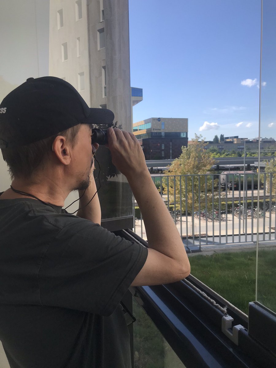 My new hobby…”Trainspotting”…Mirrorizing the people at Stationsgatan!!! <a href="/BJuppsala/">Birgerjarl</a> <a href="/pint38/">Ullbors</a> <a href="/ttnyhetsbyran/">TT Nyhetsbyrån</a> <a href="/SvD/">Svenska Dagbladet</a> <a href="/steffanyspeaks/">Steffany Hanlen</a> <a href="/LvgaMarco/">Marco Mantegazza</a> <a href="/Mulle45/">Magnus Hellberg</a> <a href="/matsknutson/">Mats Knutson</a> <a href="/robymazza70/">Roberto Mazza</a> <a href="/MagnussonTh/">Thomas Magnusson</a>